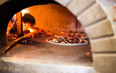 Por qué la auténtica pizza necesita leña: sabor, aroma y tradición